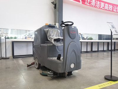 洗地機(jī)廠家 洗地機(jī)廠家