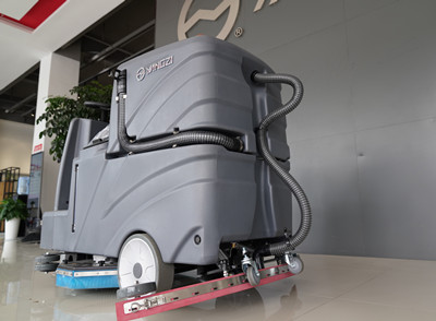 駕駛式洗地機(jī) 駕駛式洗地機(jī)